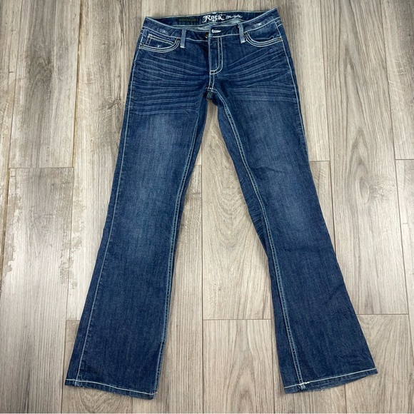 Juniors Rock 47 by Wrangler Low Rise Bootcut Jeans Size‎ 7  27x34 Tall - Picture 2 of 11